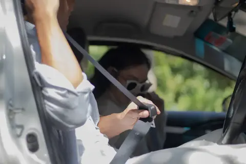 Gordel onna auto ongeluk fout den haag