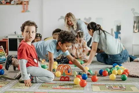Kinderen en Verkeer: Veiligheid Tijdens de Schoolperiode